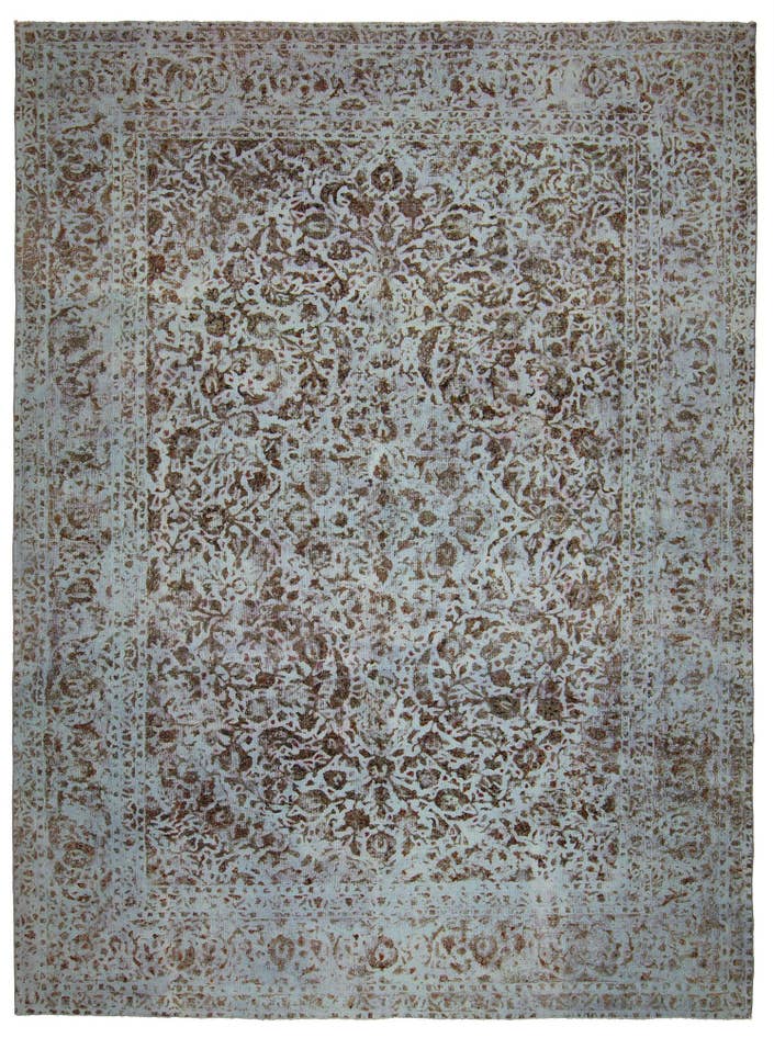 Detail image of 9' 4 x 12' 8 Vintage Royal Wool Rug