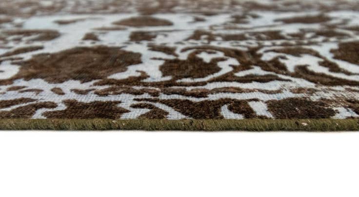 Detail image of 8' 10 x 12' 1 Vintage Royal Wool Rug