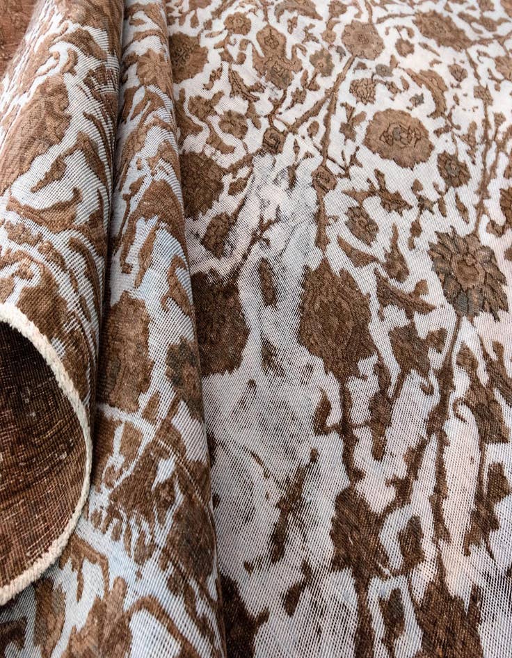 Detail image of 8' 10 x 12' 1 Vintage Royal Wool Rug