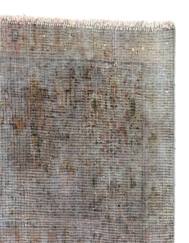 Detail image of 9' 11 x 12' 10 Vintage Royal Wool Rug