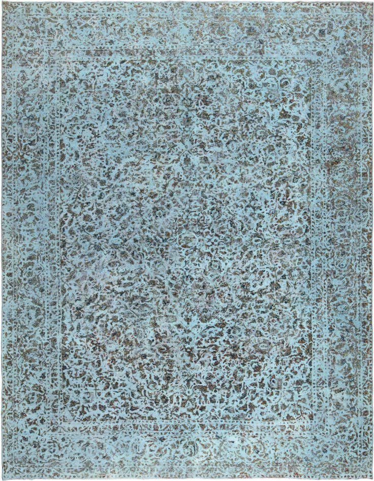 Detail image of 9' 7 x 12' 11 Vintage Royal Wool Rug