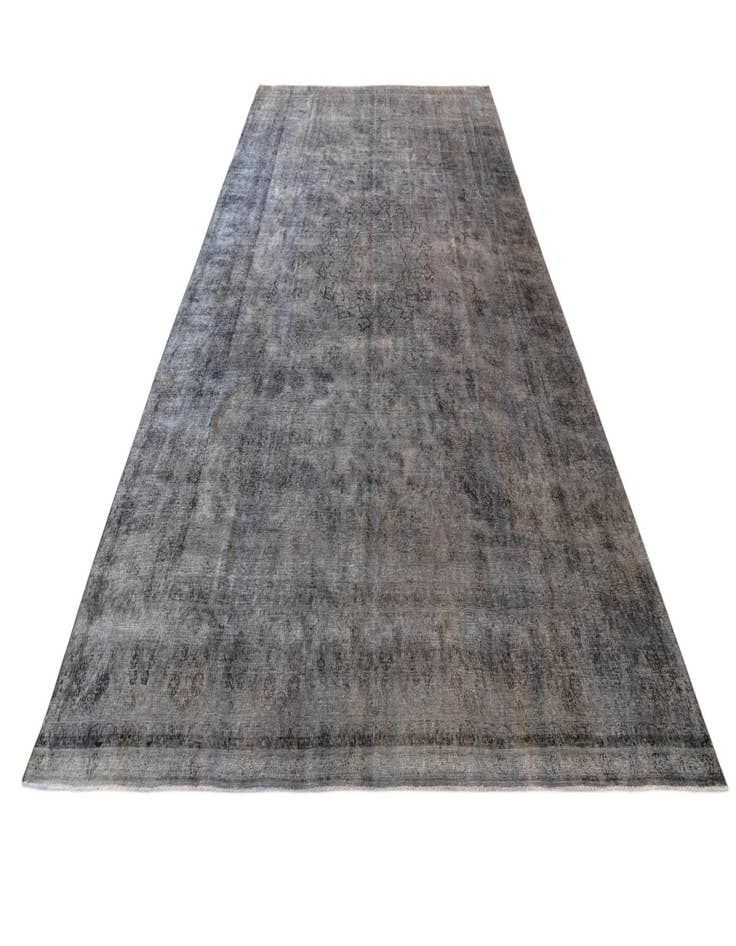 Detail image of 9' 1 x 12' 7 Vintage Royal Wool Rug