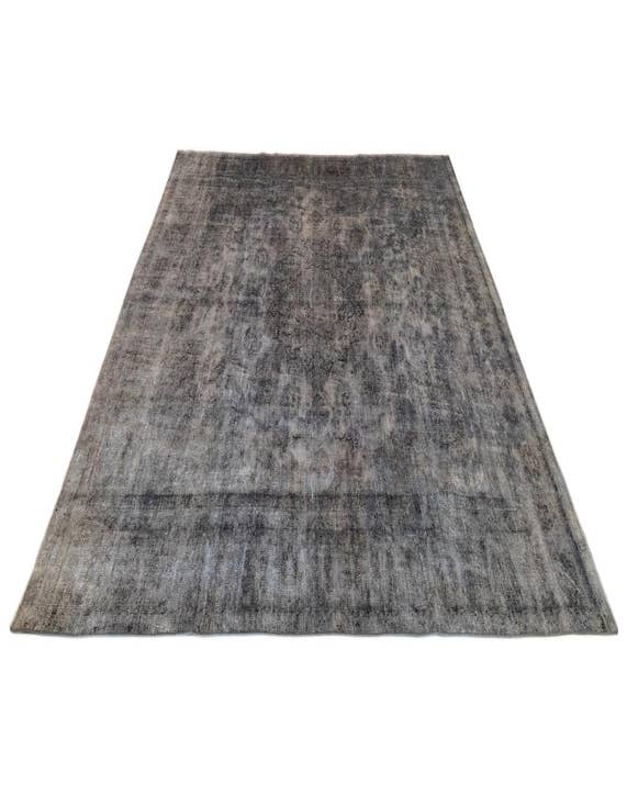 Detail image of 9' 1 x 12' 7 Vintage Royal Wool Rug