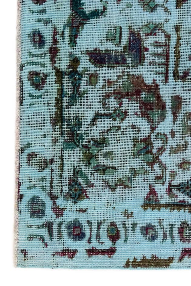 Detail image of 9' 5 x 12' 2 Vintage Royal Wool Rug