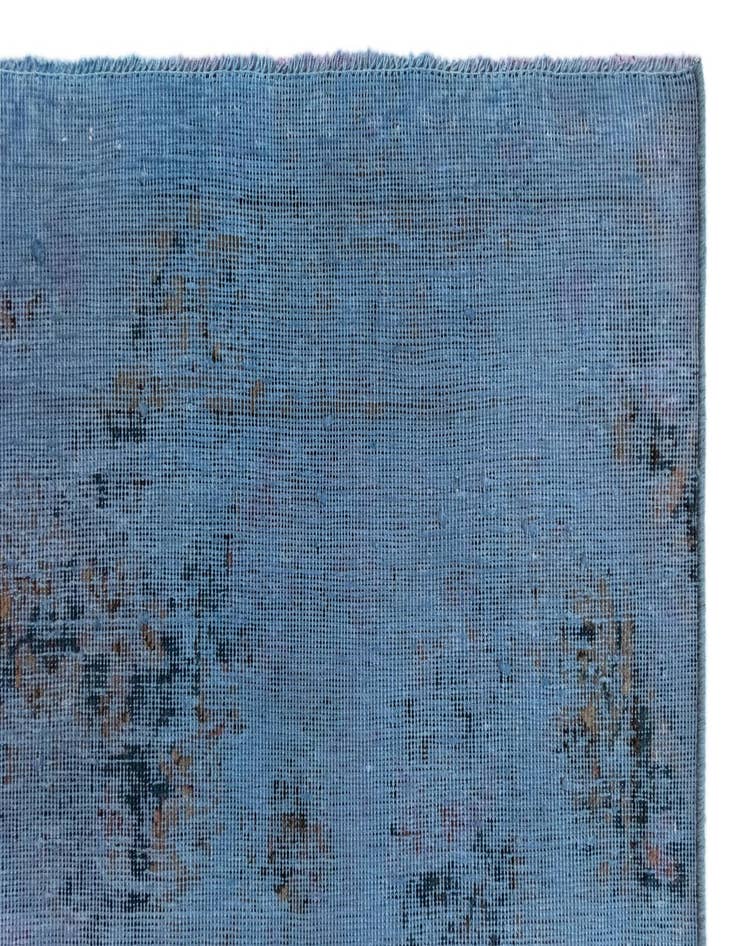 Detail image of 9' 6 x 13' 9 Vintage Royal Wool Rug