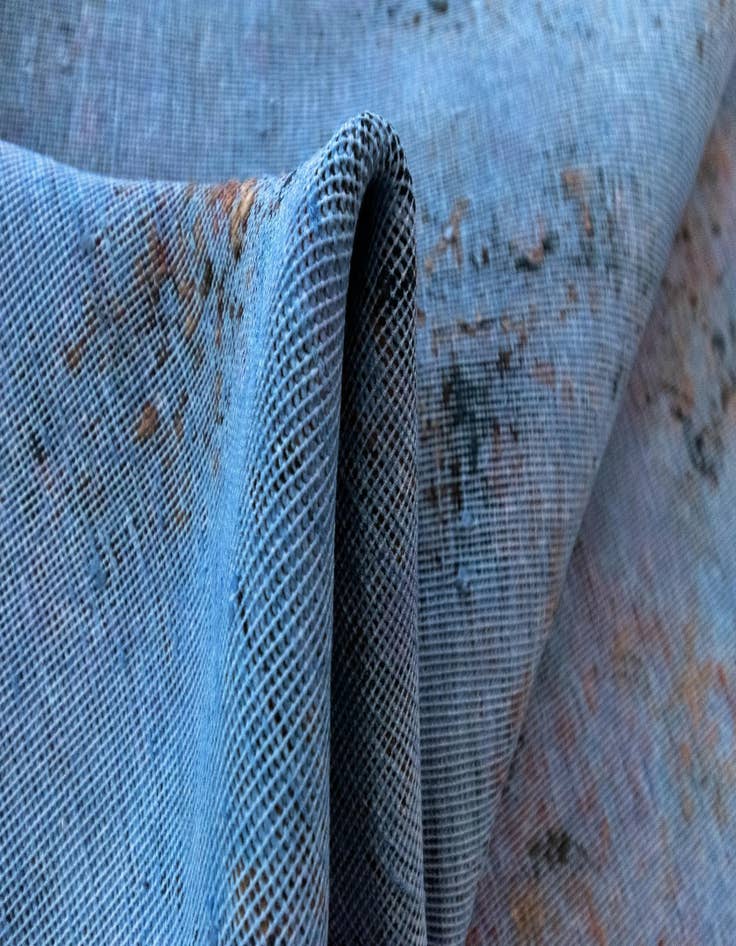 Detail image of 9' 6 x 13' 9 Vintage Royal Wool Rug