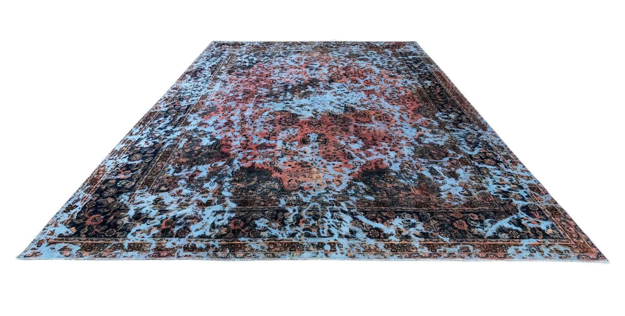 9' 6 x 12' 7 Vintage Royal Wool Rug