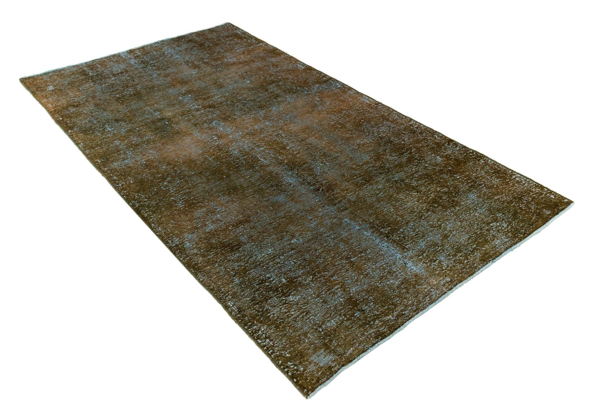 3' 8 x 6' 8 Vintage Royal Wool Rug