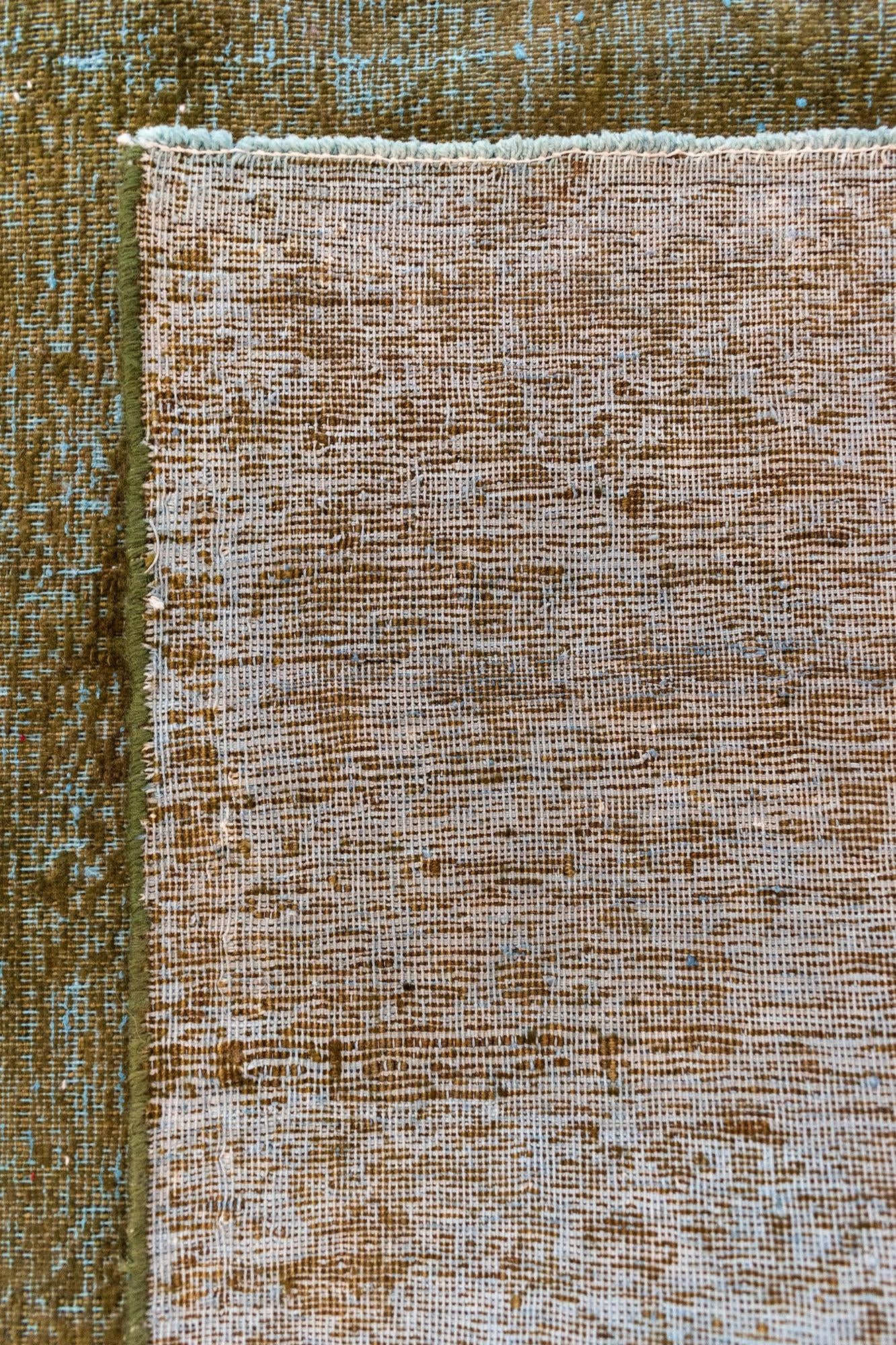 3' 8 x 6' 8 Vintage Royal Wool Rug