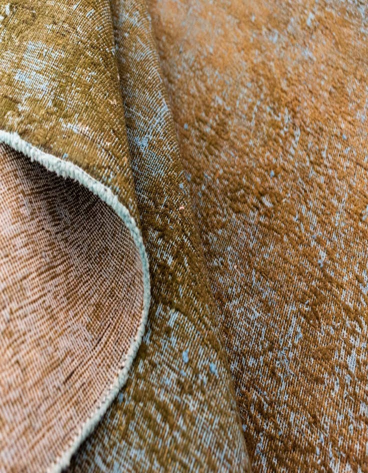 Detail image of 3' 8 x 6' 8 Vintage Royal Wool Rug