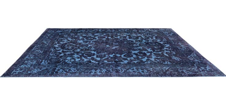 Detail image of 9' 6 x 13' 3 Vintage Royal Wool Rug