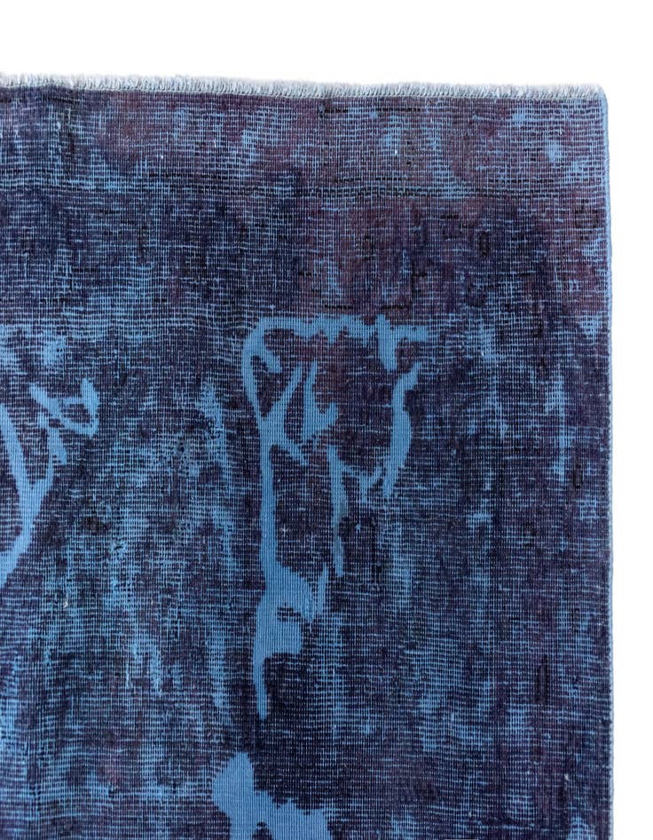 Detail image of 9' 6 x 13' 3 Vintage Royal Wool Rug