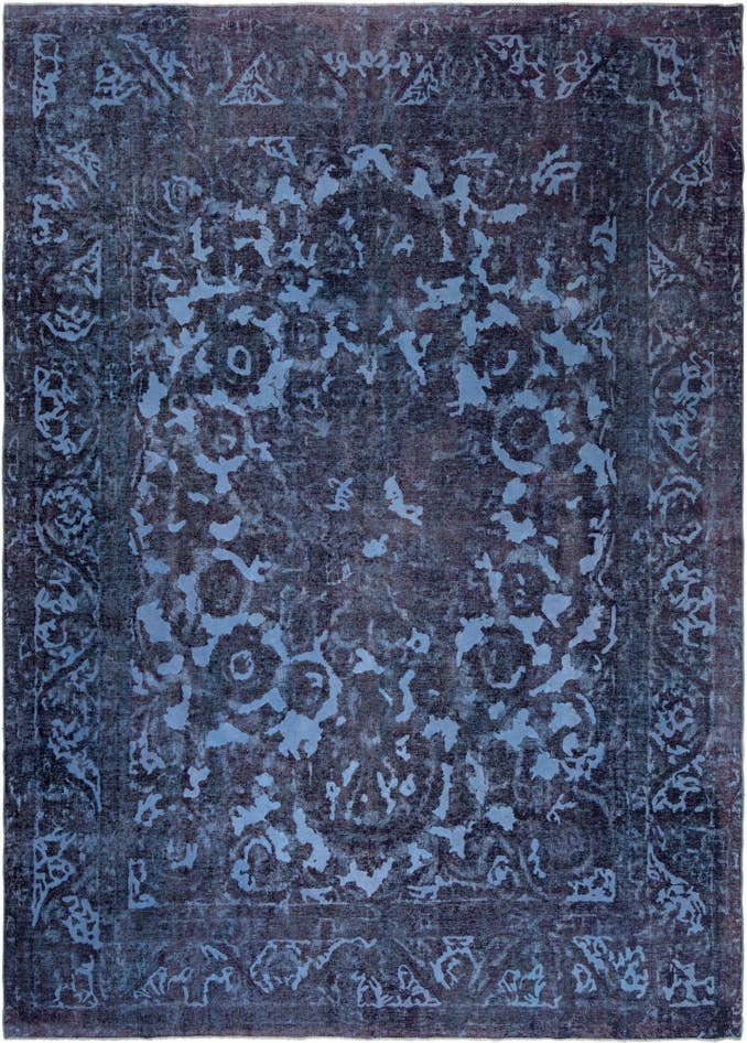 Detail image of 9' 6 x 13' 3 Vintage Royal Wool Rug
