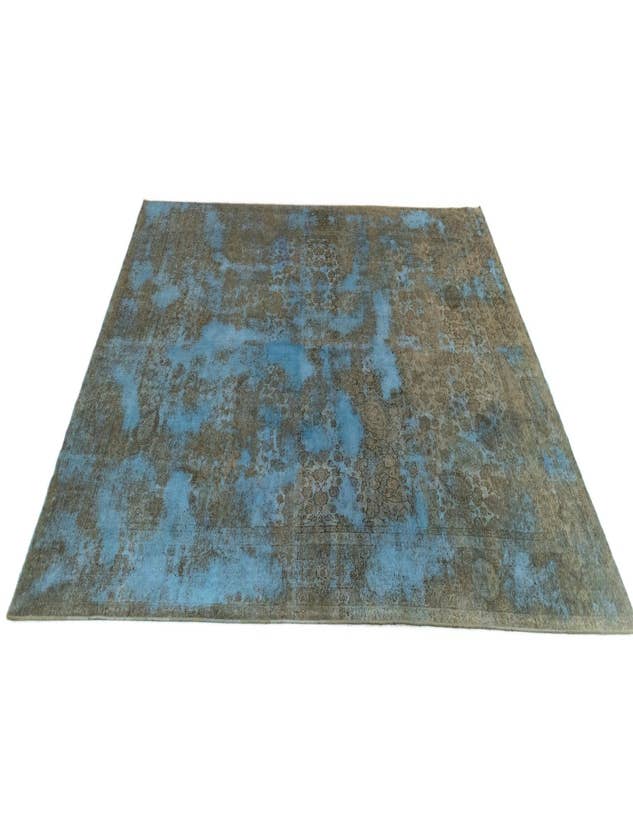 Detail image of 8' 11 x 12' 2 Vintage Royal Wool Rug