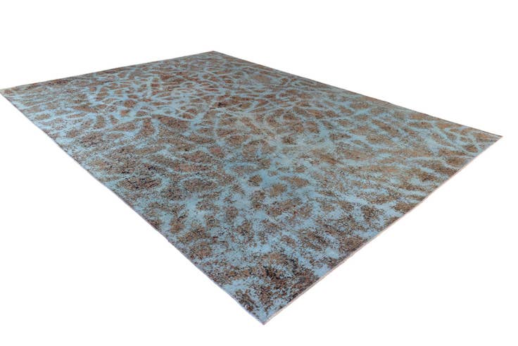 Detail image of 9' 8 x 13' 7 Vintage Royal Wool Rug