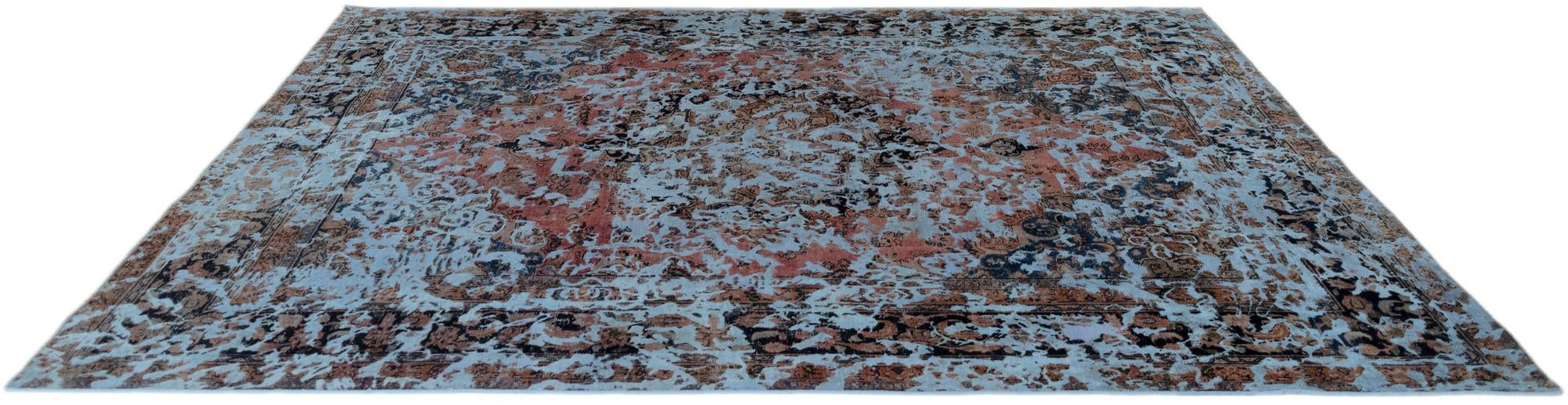 7' 11 x 10' 8 Vintage Royal Wool Rug