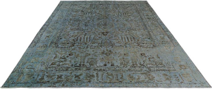Detail image of 8' 2 x 11' 2 Vintage Royal Wool Rug