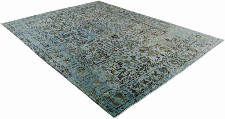 Detail image of 8' 2 x 11' 2 Vintage Royal Wool Rug