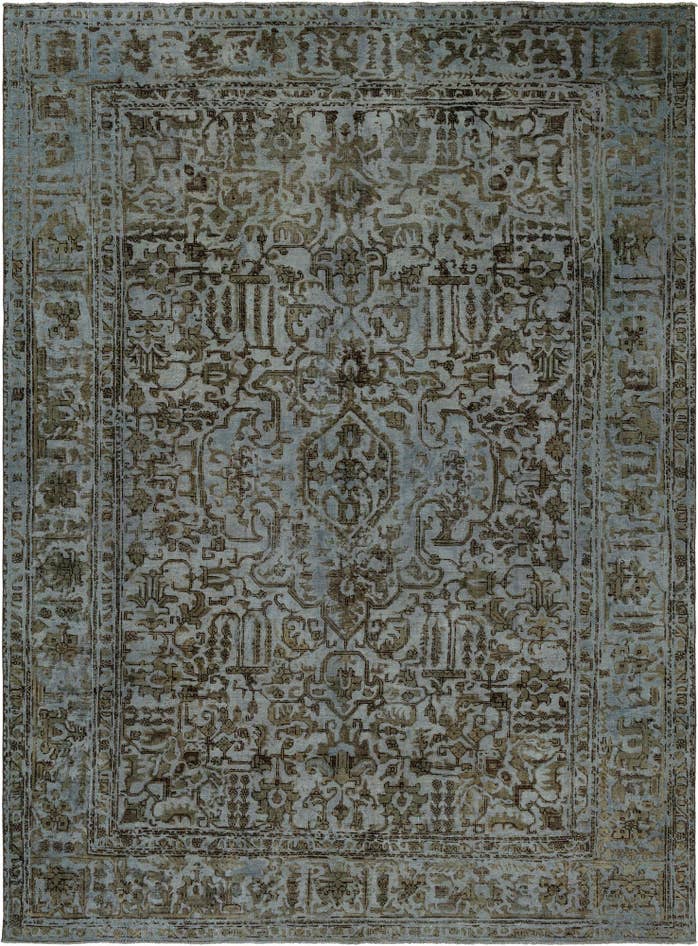 Detail image of 8' 2 x 11' 2 Vintage Royal Wool Rug