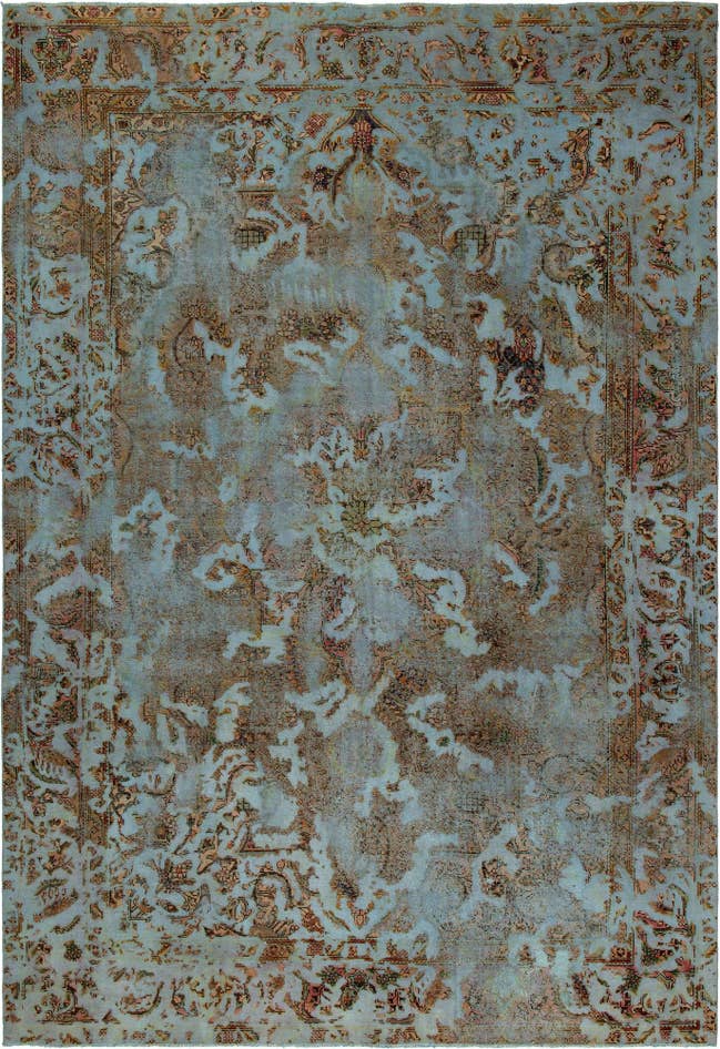 Detail image of 8' x 11' 9 Vintage Royal Wool Rug