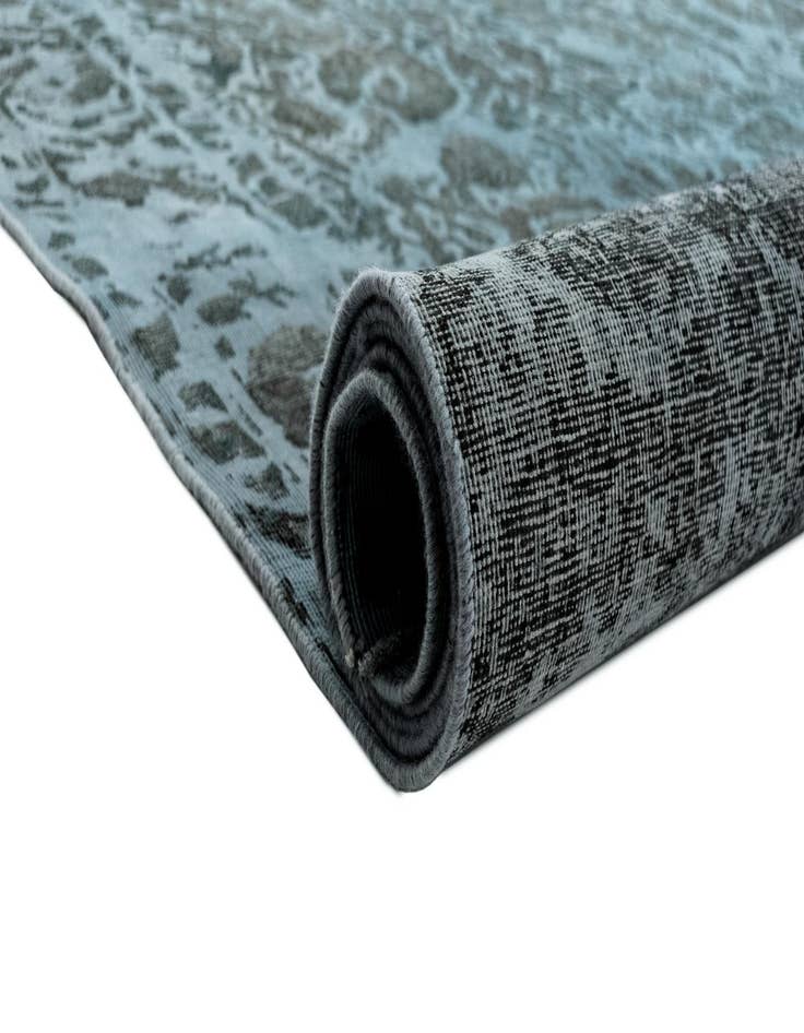 Detail image of 7' 10 x 11' 1 Vintage Royal Wool Rug