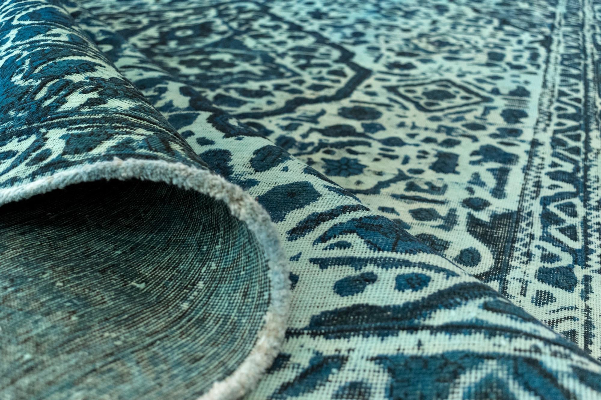 7' 7 x 11' 5 Vintage Royal Wool Rug