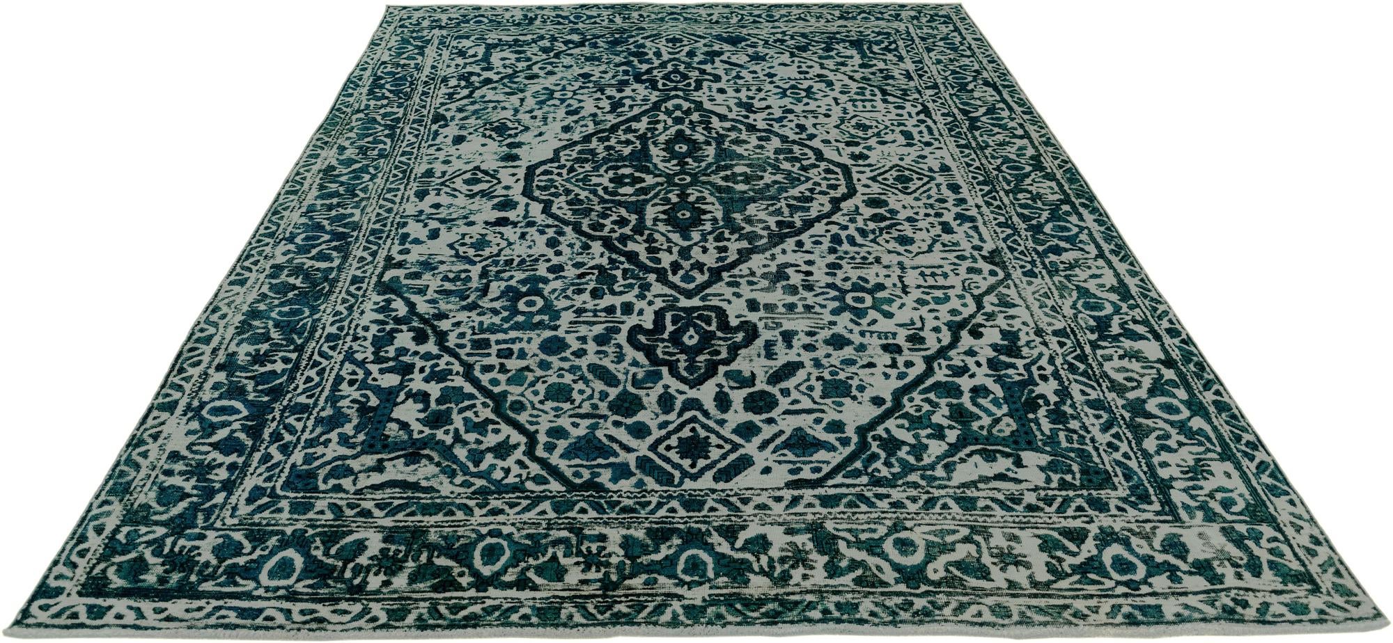 7' 7 x 11' 5 Vintage Royal Wool Rug