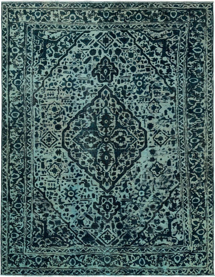 Detail image of 7' 7 x 11' 5 Vintage Royal Wool Rug