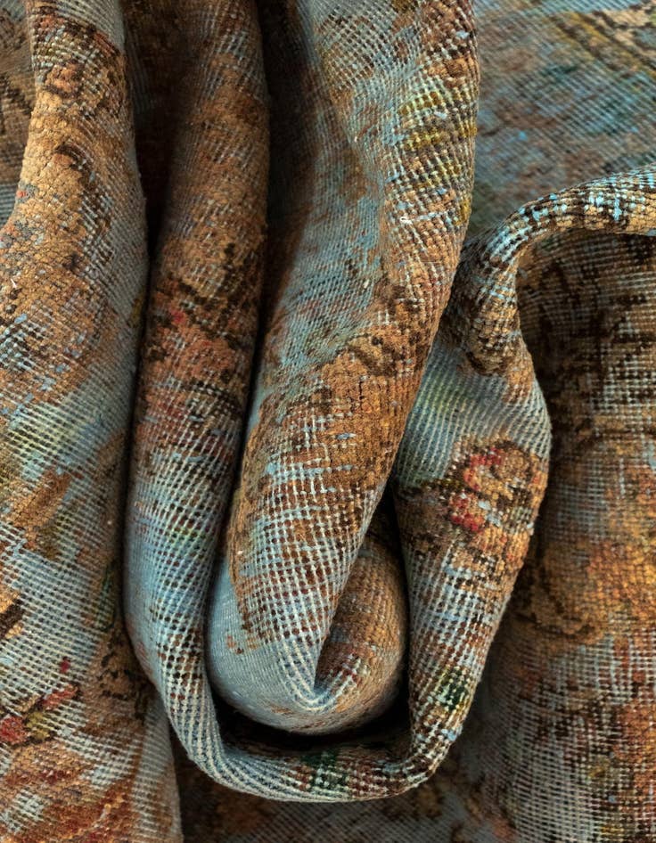 Detail image of 8' 1 x 11' 2 Vintage Royal Wool Rug