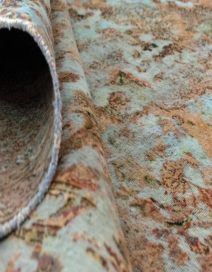 Detail image of 8' 1 x 11' 2 Vintage Royal Wool Rug