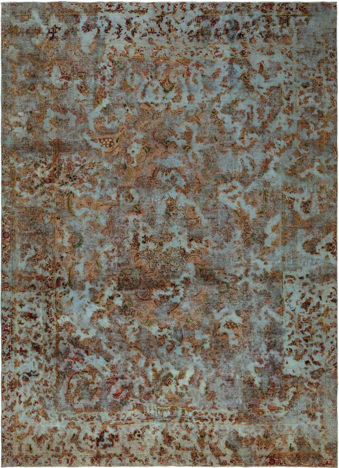 Detail image of 8' 1 x 11' 2 Vintage Royal Wool Rug