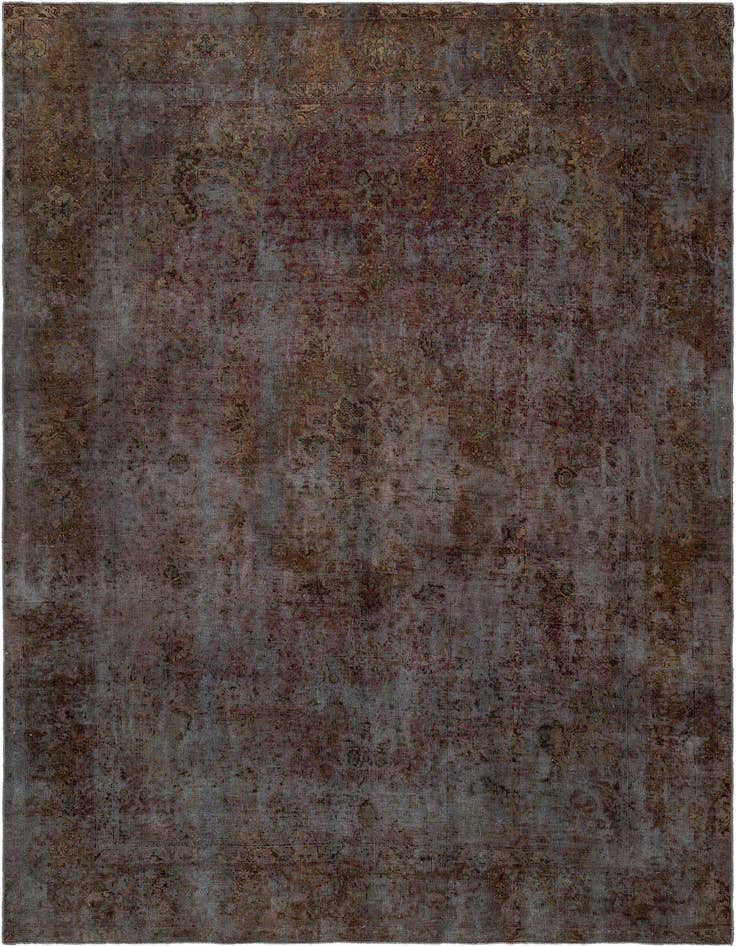 Detail image of 6' 8 x 9' 11 Vintage Royal Wool Rug