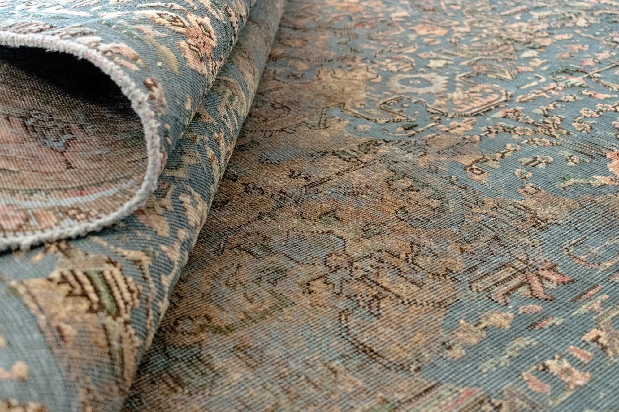 6' 3 x 9' 3 Vintage Royal Wool Rug