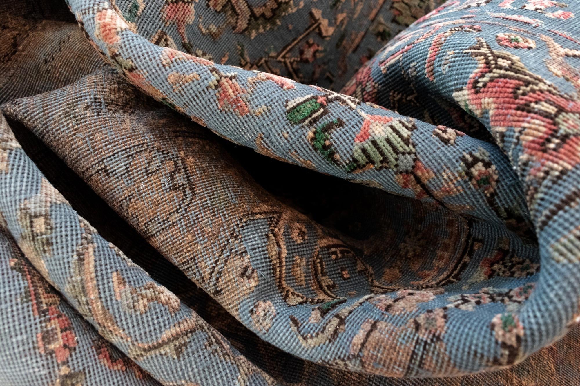6' 3 x 9' 3 Vintage Royal Wool Rug