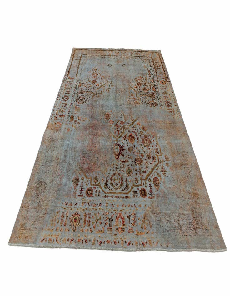 Detail image of 6' 5 x 9' 8 Vintage Royal Wool Rug