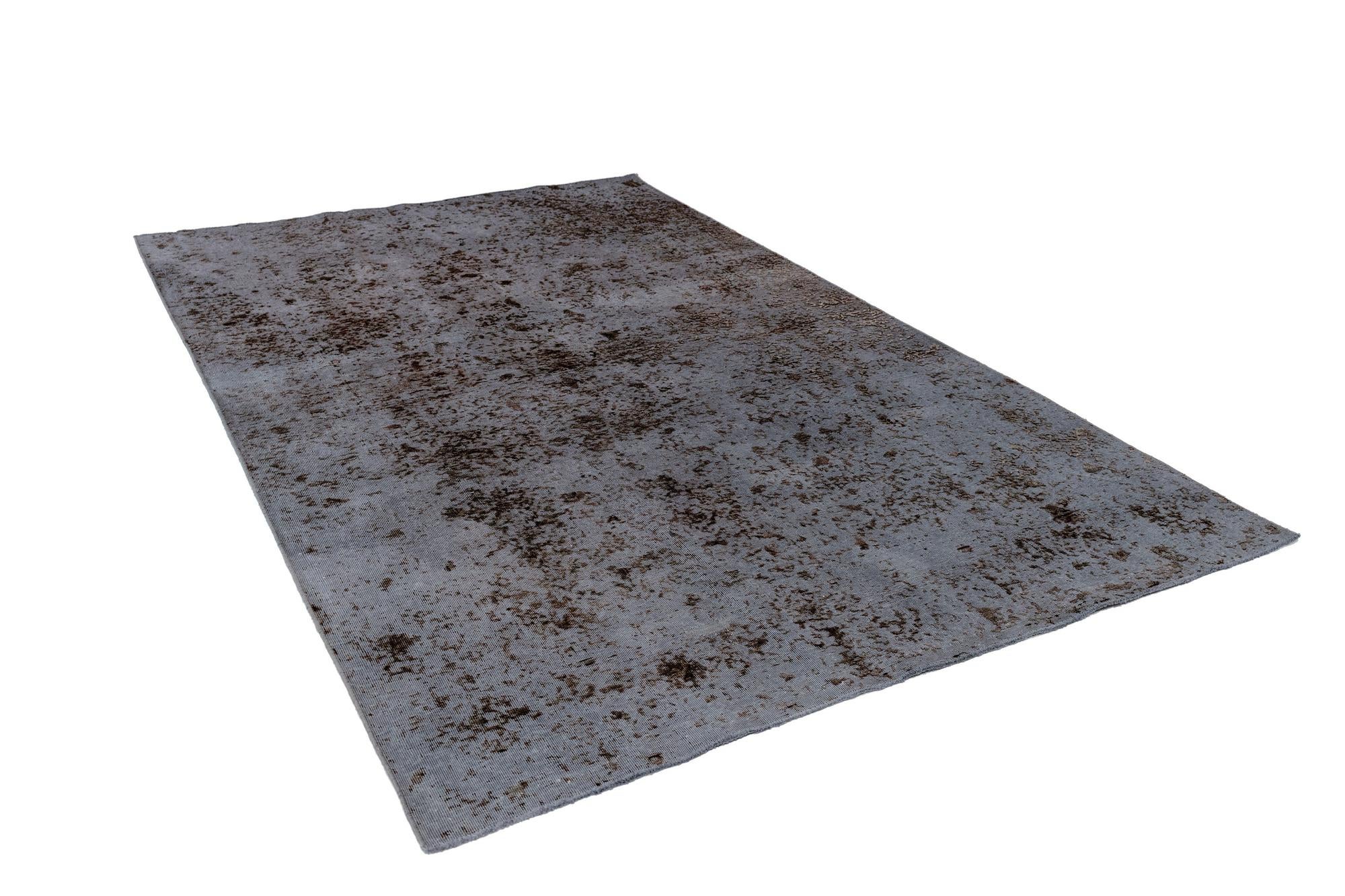6' 1 x 9' 10 Vintage Royal Wool Rug