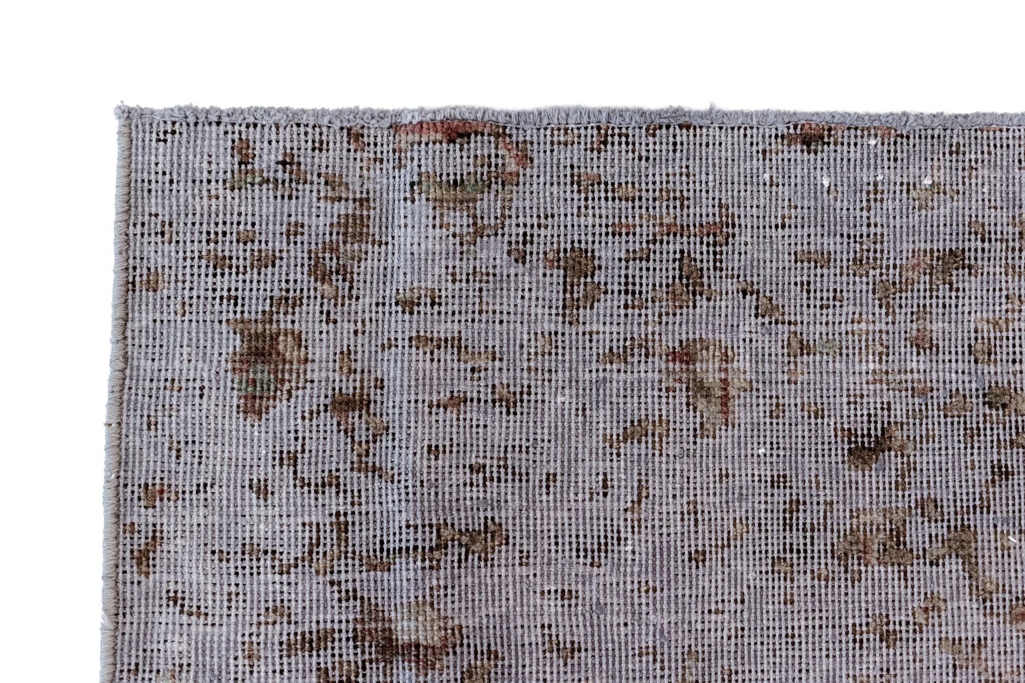 6' 1 x 9' 10 Vintage Royal Wool Rug