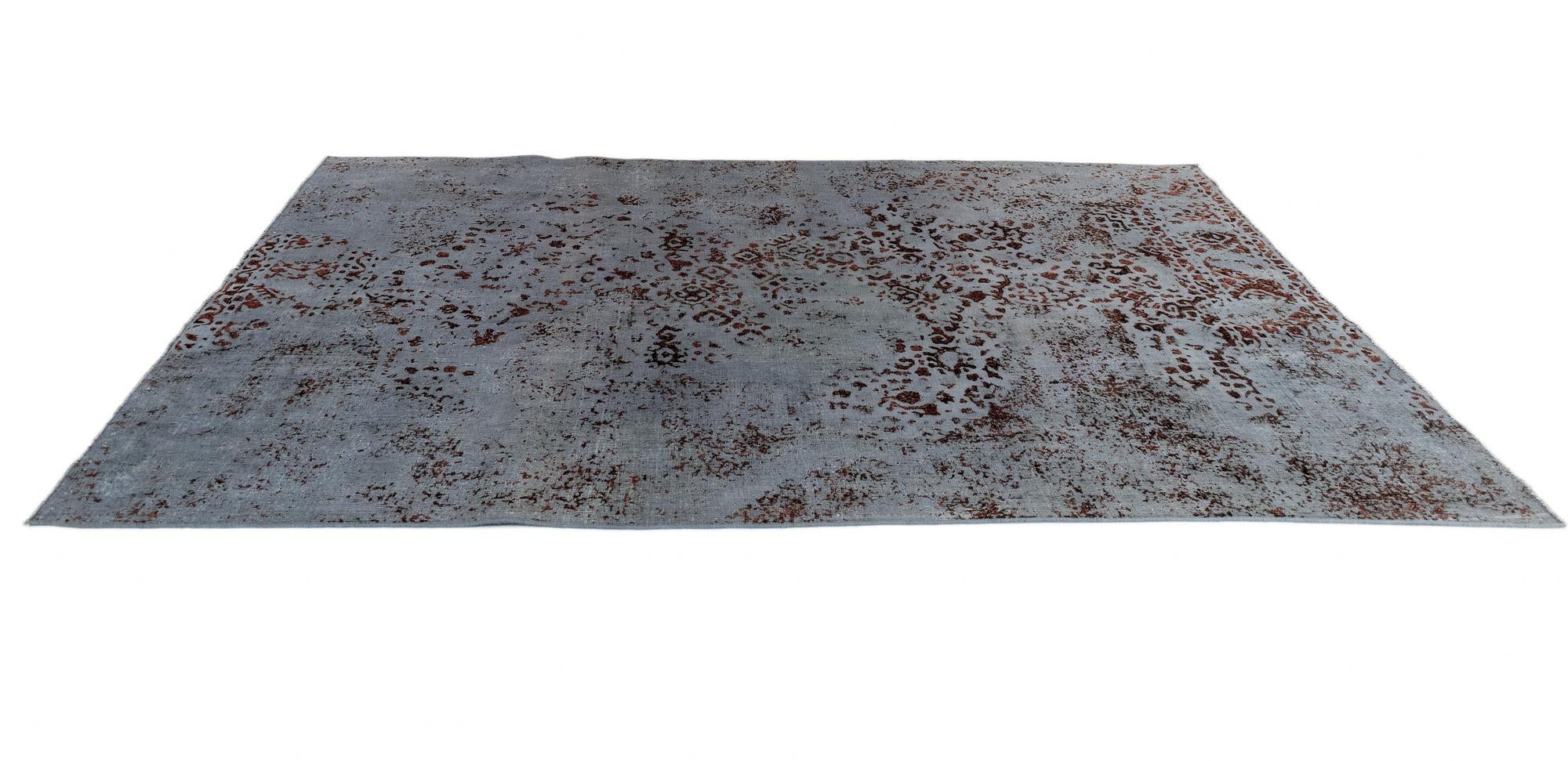 6' 3 x 9' 7 Vintage Royal Wool Rug