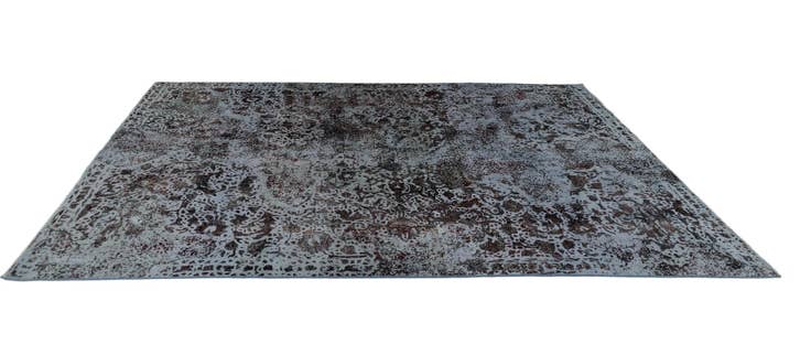 Detail image of 7' 4 x 10' 5 Vintage Royal Wool Rug