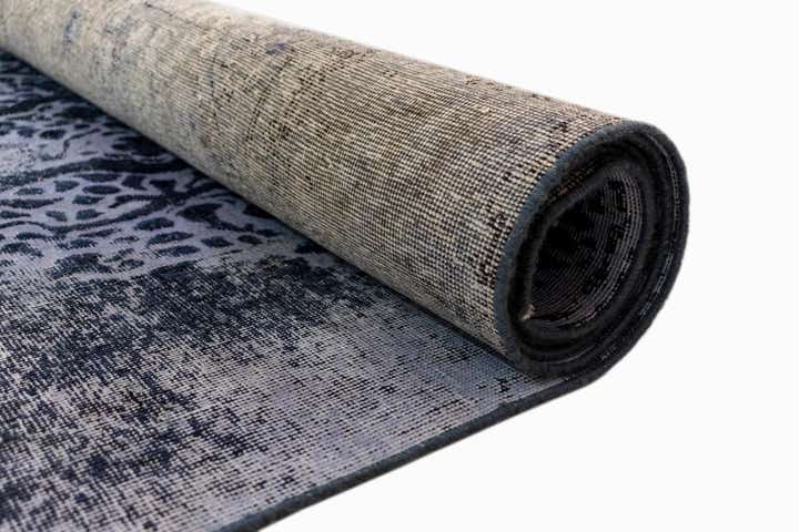 6' 5 x 9' 9 Vintage Royal Wool Rug