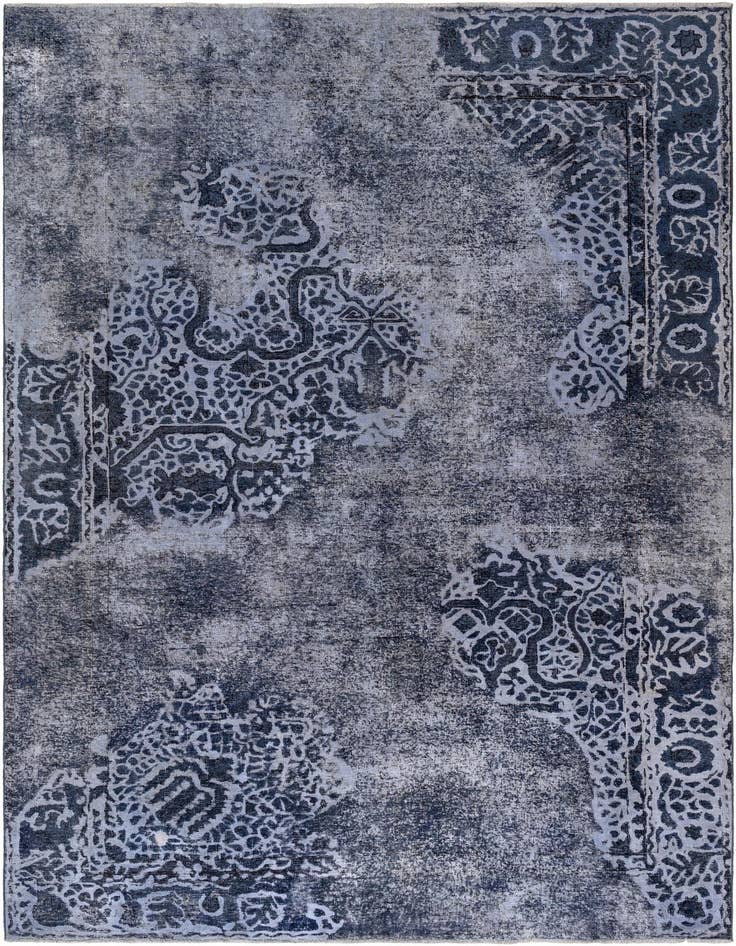 Detail image of 6' 5 x 9' 9 Vintage Royal Wool Rug