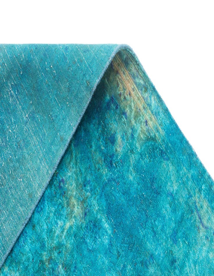 Detail image of 3' 9 x 4' 4 Vintage Royal Rug