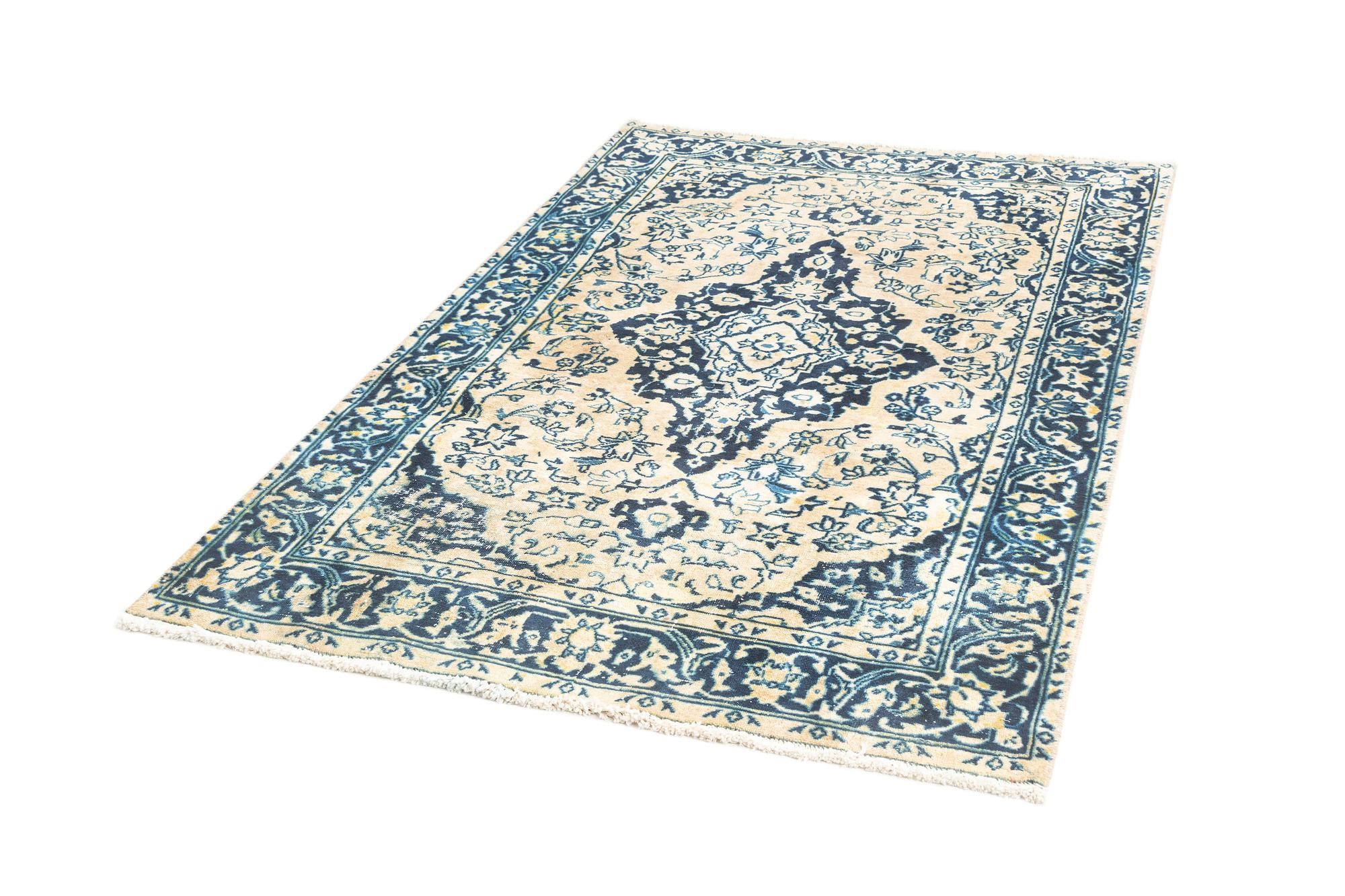 3' 9 x 6' 4 Vintage Royal Rug