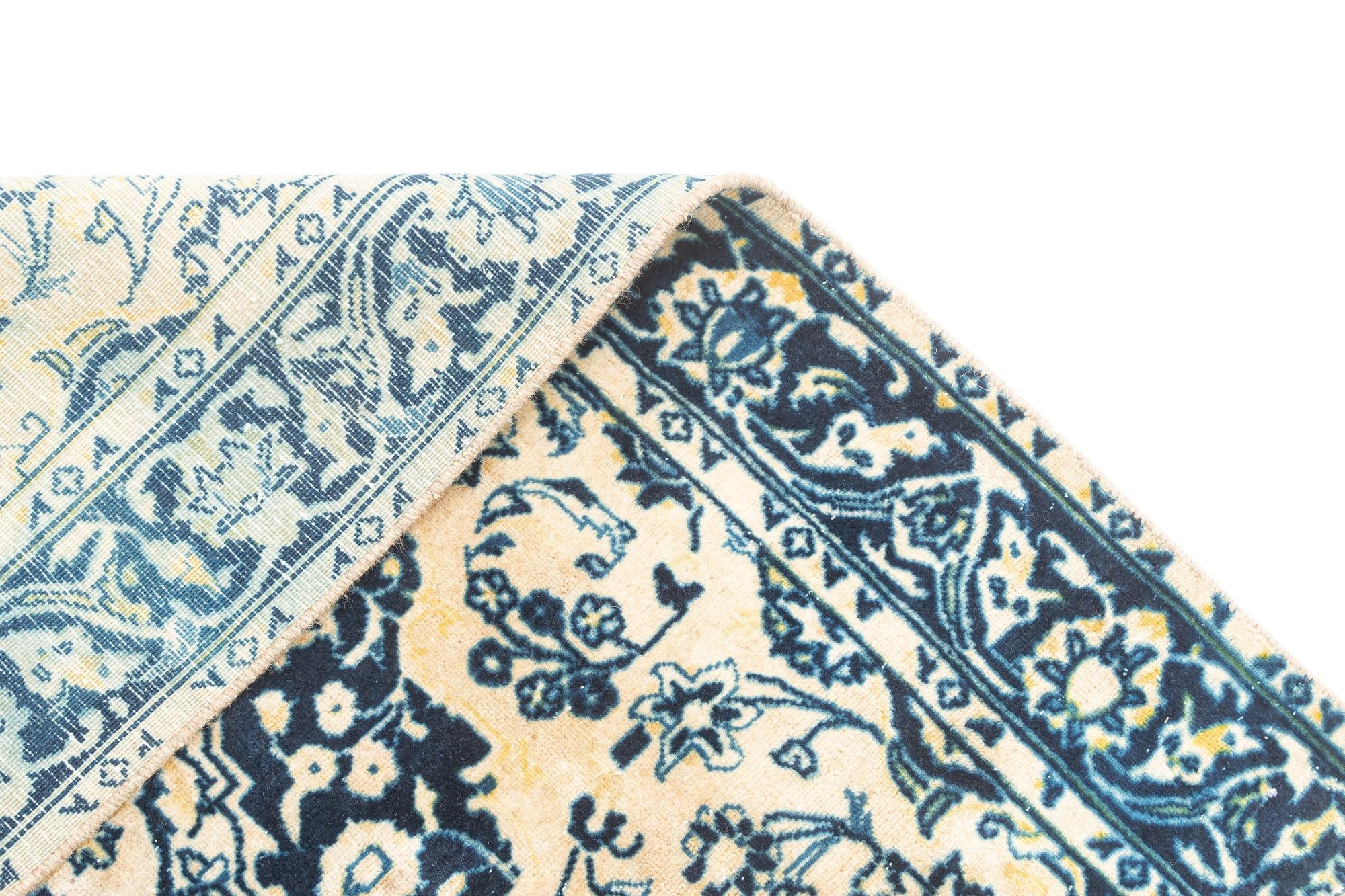 3' 9 x 6' 4 Vintage Royal Rug