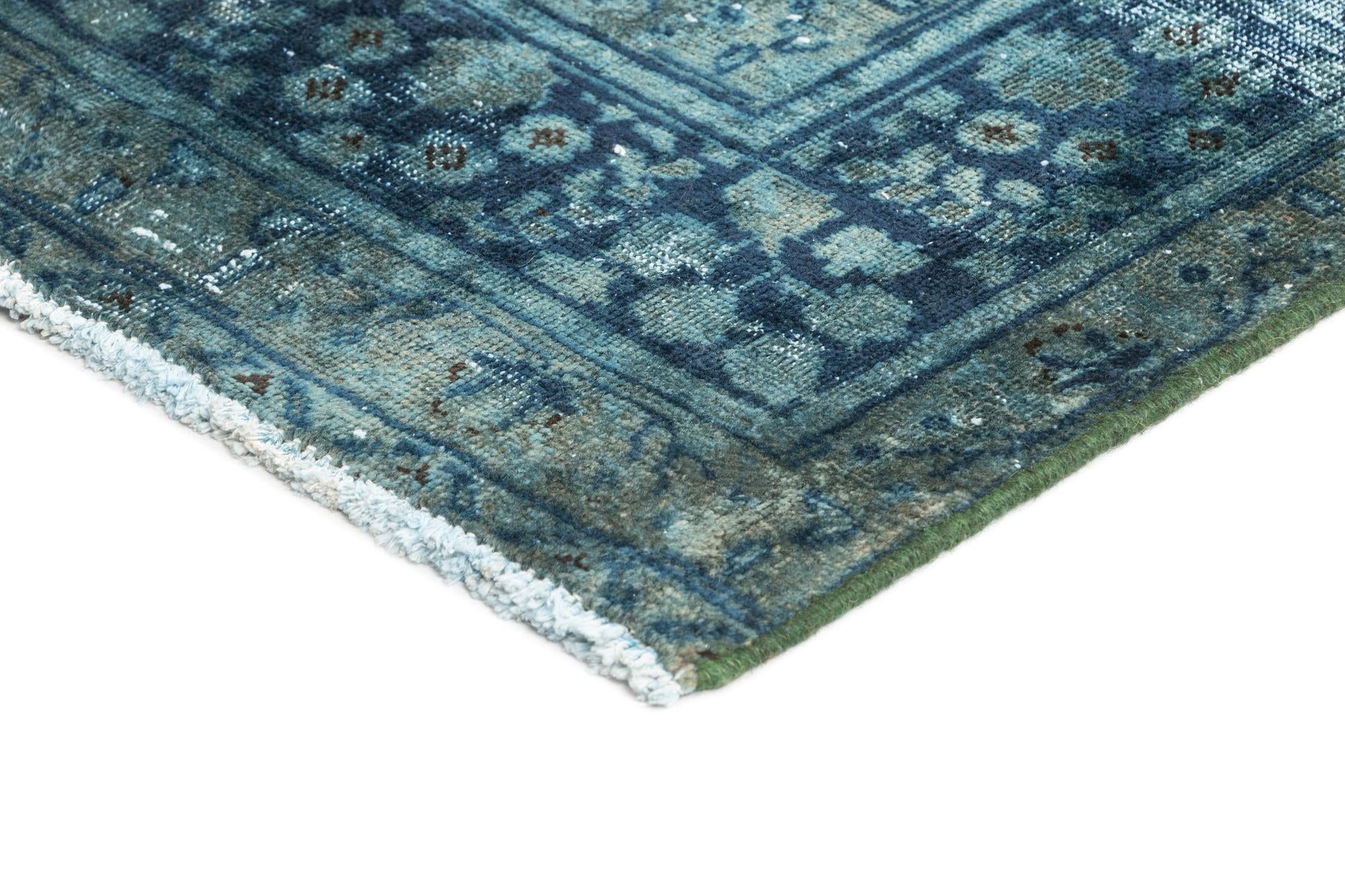 5' 11 x 9' 2 Vintage Royal Rug