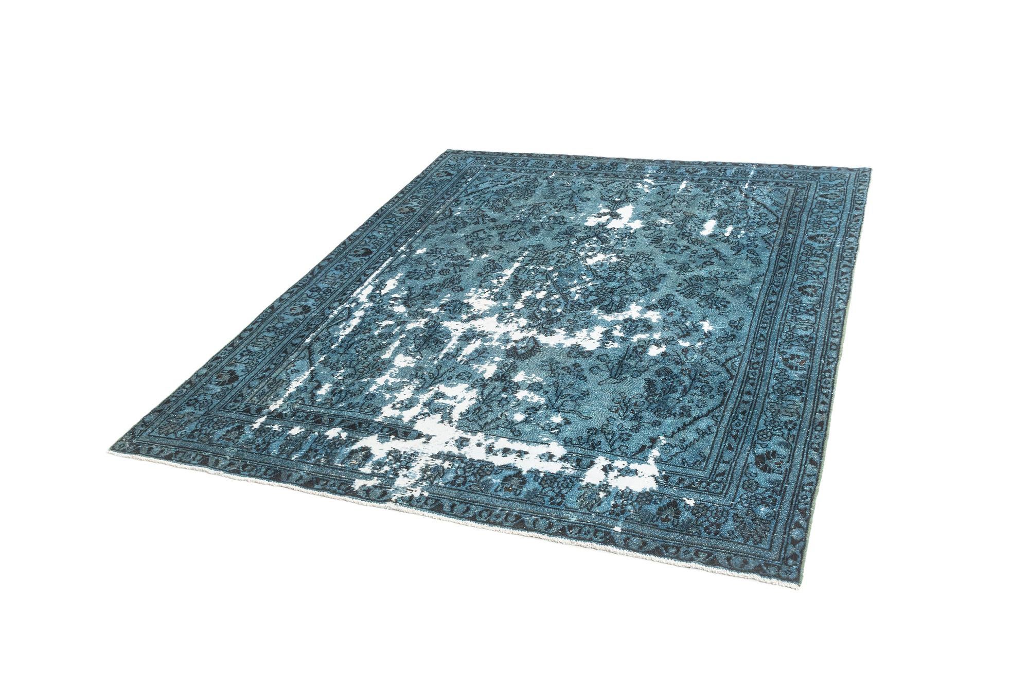 7' 6 x 9' 3 Vintage Royal Rug