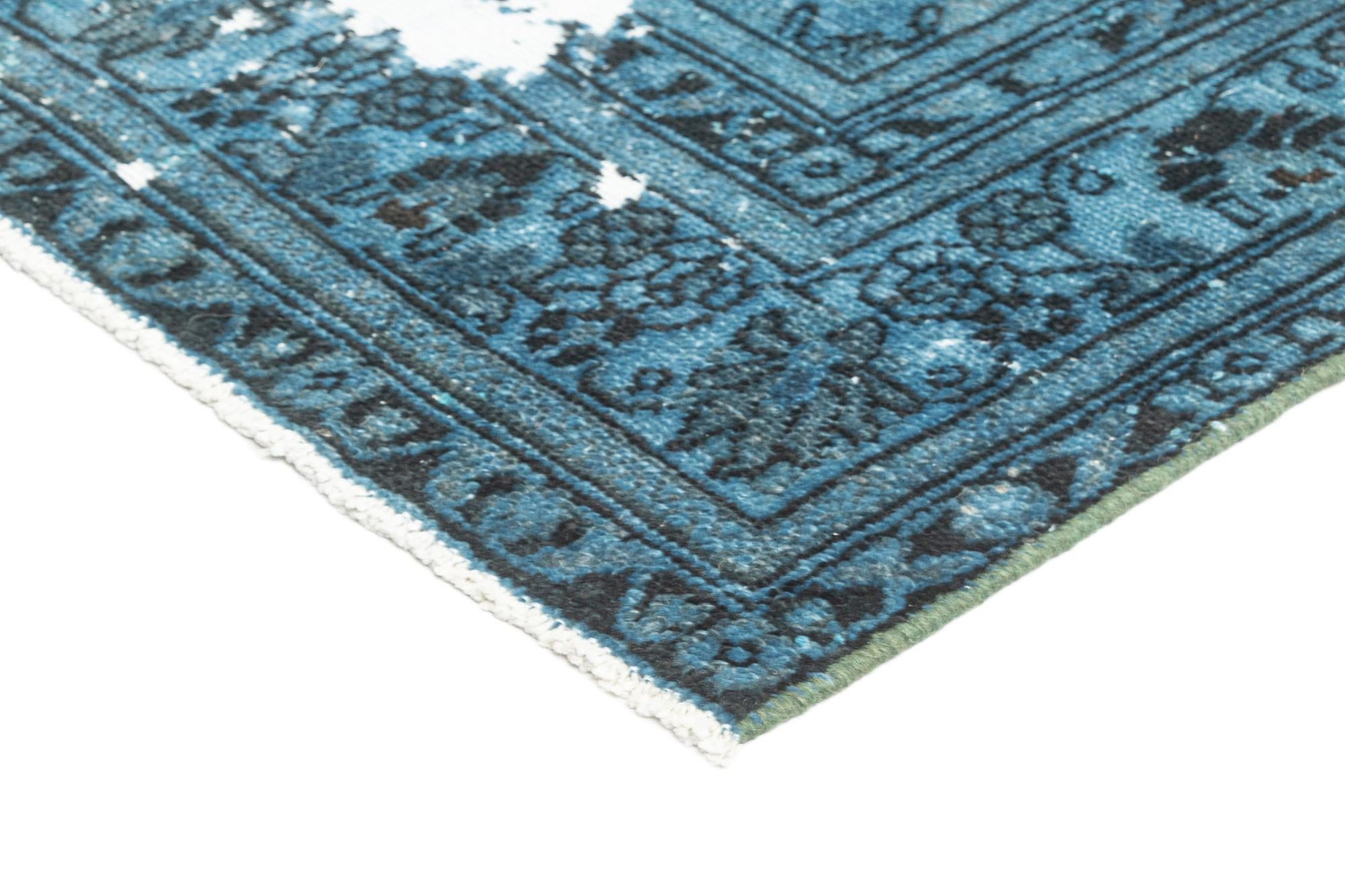 7' 6 x 9' 3 Vintage Royal Rug