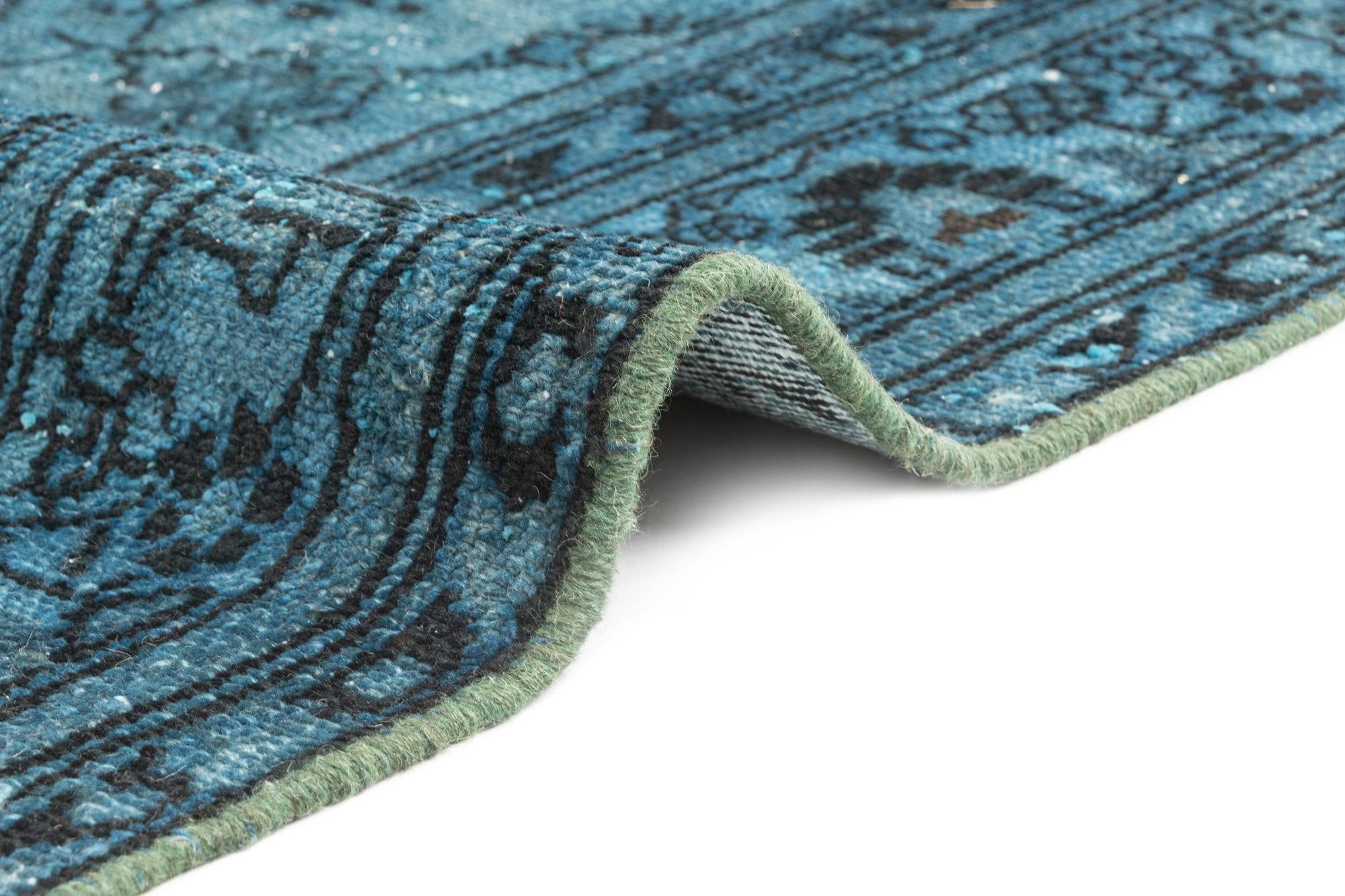 7' 6 x 9' 3 Vintage Royal Rug
