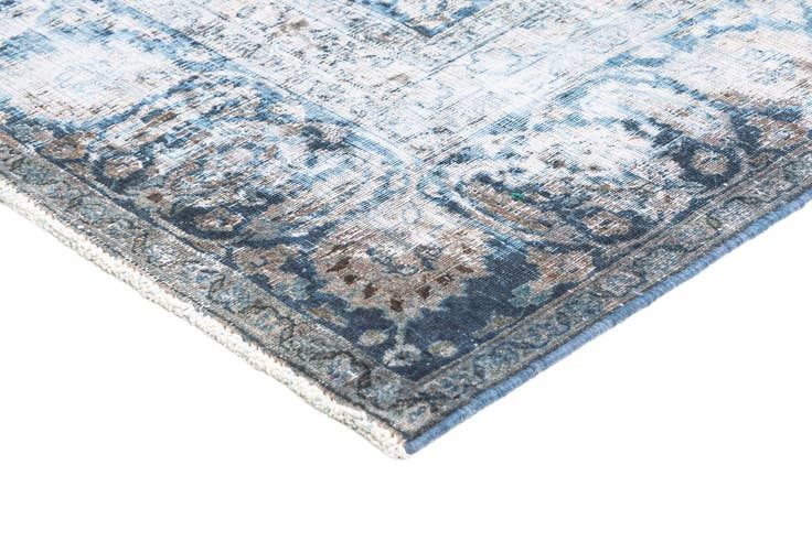 Detail image of 8' 6 x 12' 5 Vintage Royal Rug