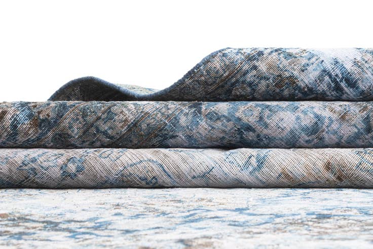 Detail image of 8' 6 x 12' 5 Vintage Royal Rug